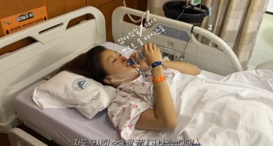 시영이 전치태반으로 인한 하혈로 병원에 입원, 예상보다 이른 시기에 둘째를 출산했다고 밝혔다./사진=이시영 유튜브채널 캡처 