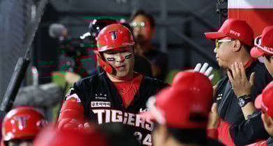 KIA타이거즈를 떠나 삼성 라이온즈 유니폼을 입은 최형우가 작별 인사를 남겼다. 사진은 KIA에서 활약한 최형우. /사진=뉴스