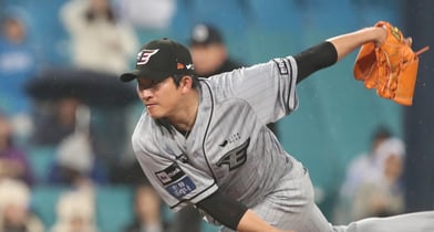 LG트윈스가 한화 이글스와 삼성 라이온즈에서 방출된 투수 장시환과 포수 김민수를 영입했다. 사진은 한화 이글스 시절 장시환. /사진=뉴스