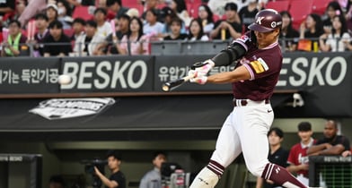 키움 히어로즈가 주전 3루수 송성문의 이탈로 4년 연속 최하위 위기를 맞았다. 사진은 키움에서 활약한 송성문. /사진=뉴스