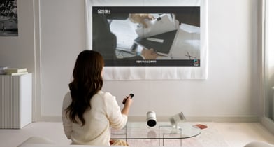 삼성전자, AI 포터블 프로젝터 '더 프리스타일+' 공개