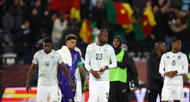 한국의 2026 북중미월드컵 조별예선 경쟁자인 남아프리카공화국이 네이션스컵 16강에서 탈락했다. 사진은 5일(한국시각) 2025 아프리카 네이션스컵 16강에서 패한 남아공 선수단의 모습. /사진=로이터 