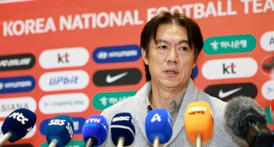 홍명보 감독이 이끄는 한국축구대표팀이 2026 북중미월드컵 조별리그 1·2차전이 열리는 멕시코 과달라하라를 베이스캠프로 정했다. 사진은 지난해 12월12일 인천국제공항을 통해 귀국한 홍명보 한국 축구대표팀 감독. /사진=뉴스