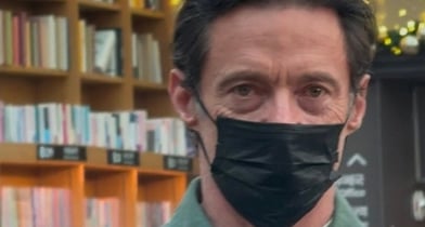 한국에서 휴 잭맨을 봤다는 목격담이 게재됐다. 사진은 서울 삼성동 코엑스 별마당 도서관에서 휴잭맨을 봤다는 목격담과 함께 게재된 모습. /사진=온라인커뮤니티