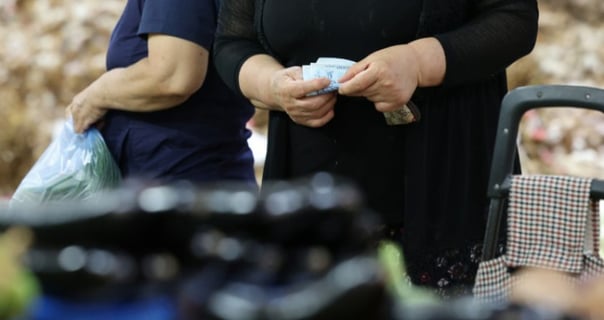 과잉진료에 실손보험 손해율 120% 육박… "밑 빠진 독에 물붓기"