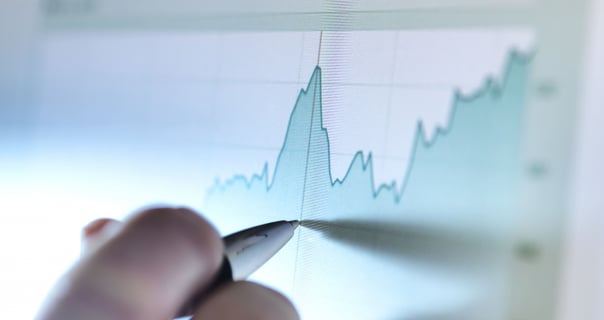 IMF, 19일 세계경제전망 공개… 한국 성장률 '2%' 근접할까