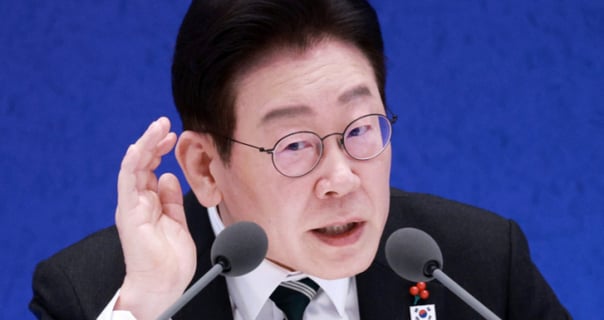 '성장·개혁' 역설한 이 대통령, 검찰 향해 "마녀·업보" 12분 격정 토로