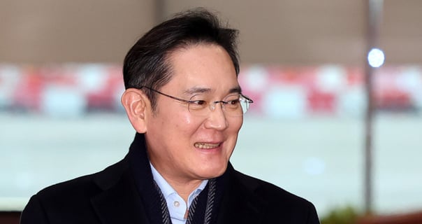 15만전자 달성에도… 이재용 "숫자에 취해 자만할 때 아니다"