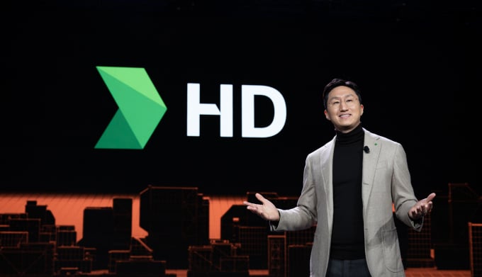 정기선 회장, HD현대 3세 시대 개막… 37년 만에 '오너 경영' 복귀
