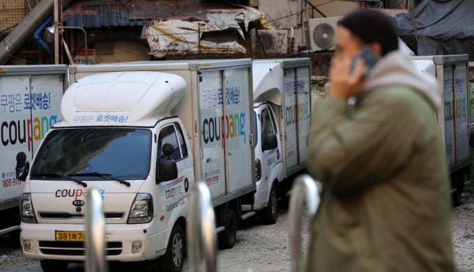 '탈팡'에 셀러도 "매출 박살"… 쿠팡, 악순환 끊을 해법은