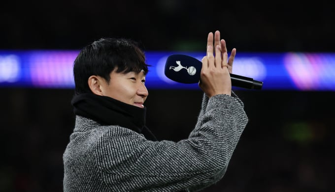 '전설' 손흥민, 친정팀 팬들과 작별 인사… "토트넘은 언제나 내 집"