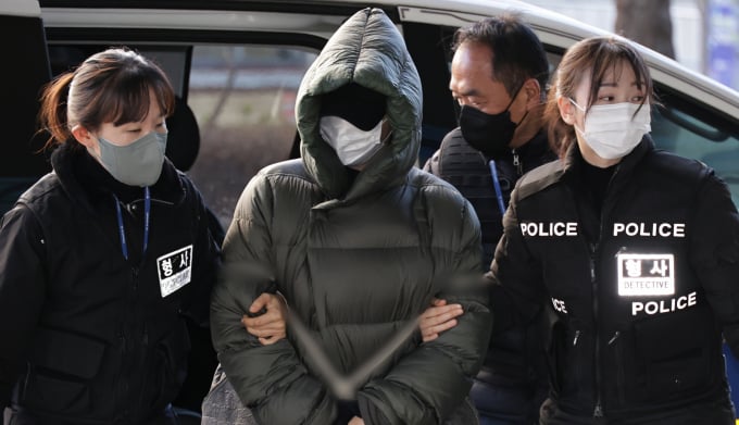 2년간 해외도피…'마약 혐의' 남양유업 3세 황하나 구속송치