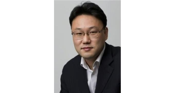 홍정표 부국장 겸 산업1부장