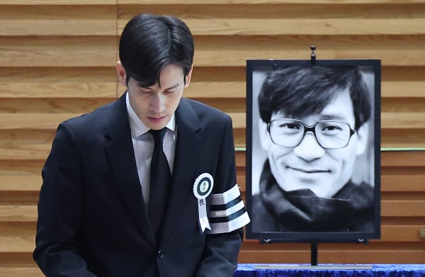 안성기, 생전 편지 공개에 '눈물바다'… "세상에 필요한 건 착한 사람"