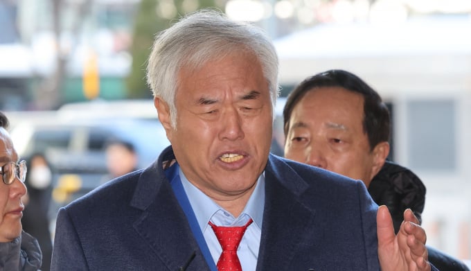 '서부지법 난동 배후' 전광훈 구속… 법원"증거인멸·도망 염려"