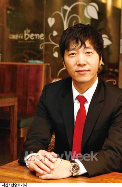 스타벅스에 굴욕 안긴 카페베네