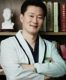 ▲김만재 원장(사진제공 = 모락한의원)