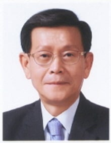 위조 파문 김균섭 한수원 사장, 사퇴 아닌 면직