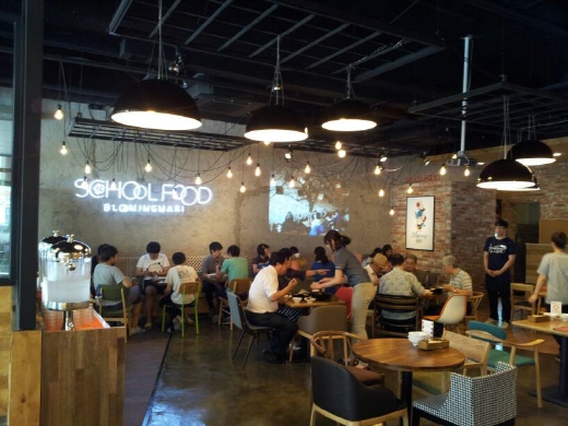 유동인구 많은 상권에 유리한 '프리미엄 분식점' 고수익 매출 기대해..