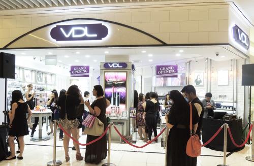 LG생활건강, 'VDL' 싱가포르 1호점 열고 해외시장 공략