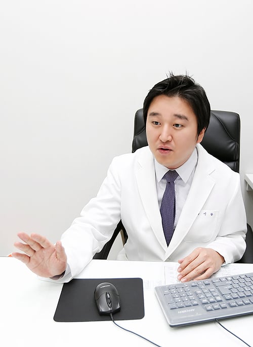칼 대지 않는 쌍꺼풀매몰법 ‘샤이닝눈성형’ 주목