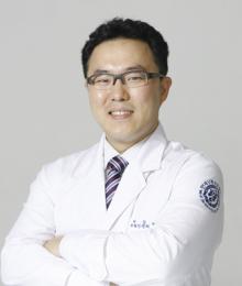 [여민석의 모발이식지침서(34)] 정수리 탈모치료, 모발이식&두피문신으로 극복