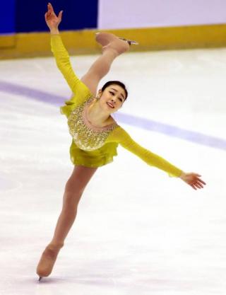 '피겨여왕' 김연아가 4일 오후 경기도 고양 덕양구 어울림누리 얼음마루 빙상장에서 열린 제68회 전국남녀 피겨스케이팅 종합선수권대회(KB금융 코리아 피겨스케이팅 챔피언십 2014) 시니어 여자 싱글 쇼트프로그램에서 멋진 연기를 펼치고 있다. 김연아는 이날 쇼트프로그램에서 기술점수(TES) 42.23점과 예술점수(PCS) 38.37점을 받아