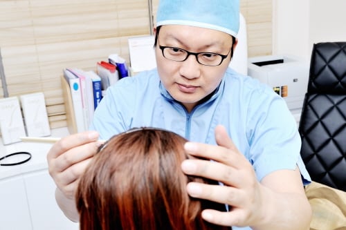 한국인에 맞는 ‘두피문신’ 따로 있다...잉크색, 바늘 등 최적화