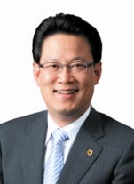 문상필 