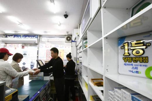 로또복권 판매점 3000개 늘린다… 9~10월 새 사업자 모집