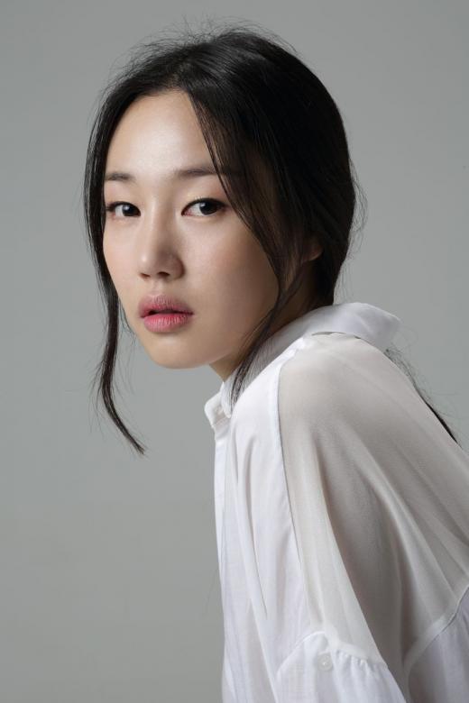 [전시]대종상 받은 배우 서은아, 퍼포머로 변신…<아름다운 도구들 3>