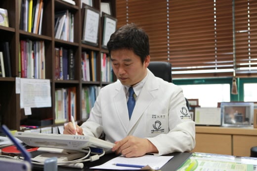 [노윤우 원장의 모발이식(150)] 모발이식수술 비용만 저렴한 곳은 주의해야