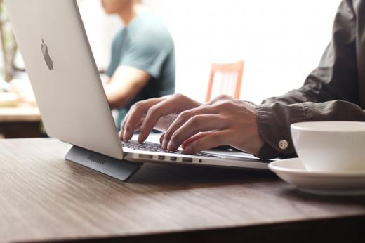 케이블 관리 튜브부터 USB 확장 케이블 포트까지…애플 액세서리 3종 출시