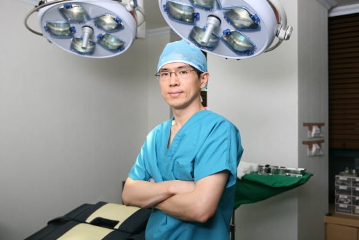 [김택훈원장의 부산 탈모병원(36)] 모발이식수술, 정확한 검진과 꼼꼼한 상담은 필수