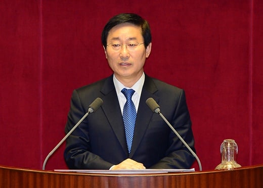 ‘이인규 노무현’ 이인규 전 대검찰청 중앙수사부장이 고 노무현 전 대통령과 관련된 국정원의 행태를 폭로했다. 그러자 박범계 새정치민주연합 의원은 "다목적, 다용도, 의도적 발언"이라고 지적했다. /사진=뉴스1