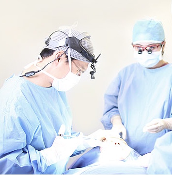 숨기기 바쁜 각진 턱…사각턱 수술 효과 제대로 보려면