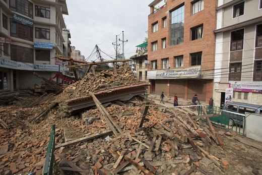 지난 31일(현지시간) 지진으로 건물이 붕괴된 네팔 랄릿푸르(Lalitpur)의 참혹한 모습. /사진=뉴스1