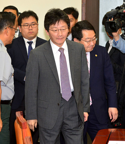 '공무원연금 개혁' 유승민 새누리당 원내대표가 14일 오전 서울 여의도 국회에서 열린 예비군훈련장 총기난사 사건 등과 관련 긴급 현안보고에 참석했다. /사진=뉴시스 