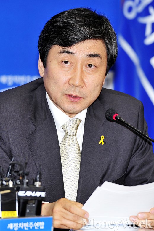'이종걸 노건호' 새정치민주연합 이종걸 원내대표. /사진=임한별 기자