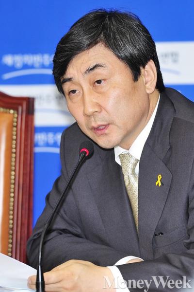 '황교안 이종걸' 이종걸 새정치민주연합 원내대표. /사진=임한별 기자
