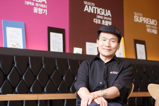 “저렴한 커피 창업비용이 매력적이었어요!”