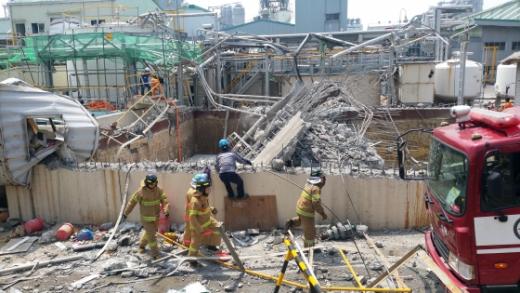 3일 오전 9시16분께 울산 남구 여천동의 한화케미칼 2공장 폐수처리장 저장조에서 폭발 사고가 발생했다/사진=뉴스1