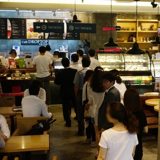 신메뉴 먹고 사은품도 받고 … 커피업계 덤 마케팅 활발