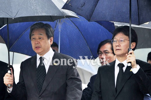세월호 참사 1주기를 맞은 지난 4월16일 경기도 안산시 단원구에 위치한 세월호희생자 안산합동분향소에 김무성 대표, 유승민 원내 대표를 비롯한 새누리당 지도부들이 방문했다. /자료사진=임한별 기자