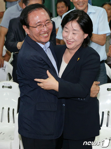 정의당 당대표에 출마한 노회찬 후보(왼쪽)와 심상정 후보. 사진제공=뉴스1