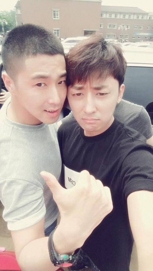 ▲유노윤호 입대, 유노윤호 입대 전 손호준과 인증샷