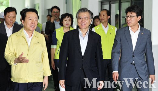 [MW사진] 문재인 대표, 가양빗물펌프장 방문