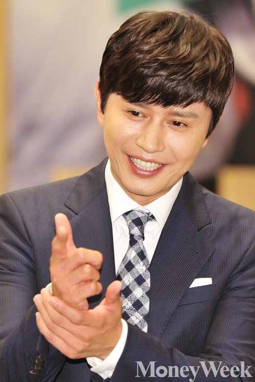 [MW사진] 미세스캅 김민종, 아!, 이런 포즈 원하세요?