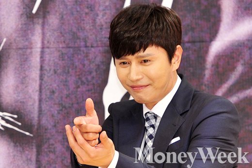 [MW사진] 김민종, 시간이 흘러도 훈훈한 비주얼