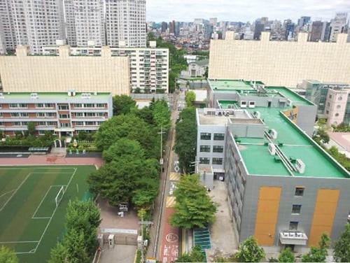 석면 철거 작업을 준비 중인 삼호가든4차 전경. /사진제공=환경보건시민센터